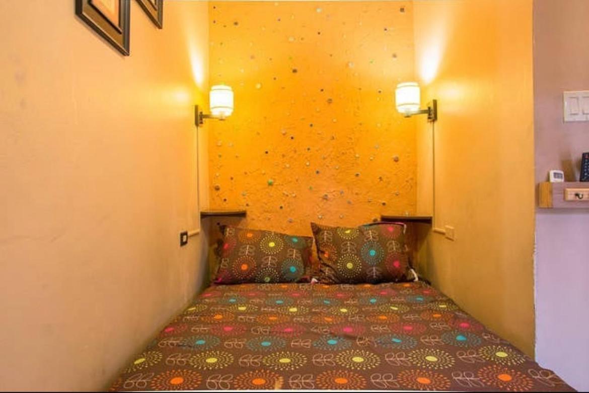 One32 Guest House Кингстон Экстерьер фото